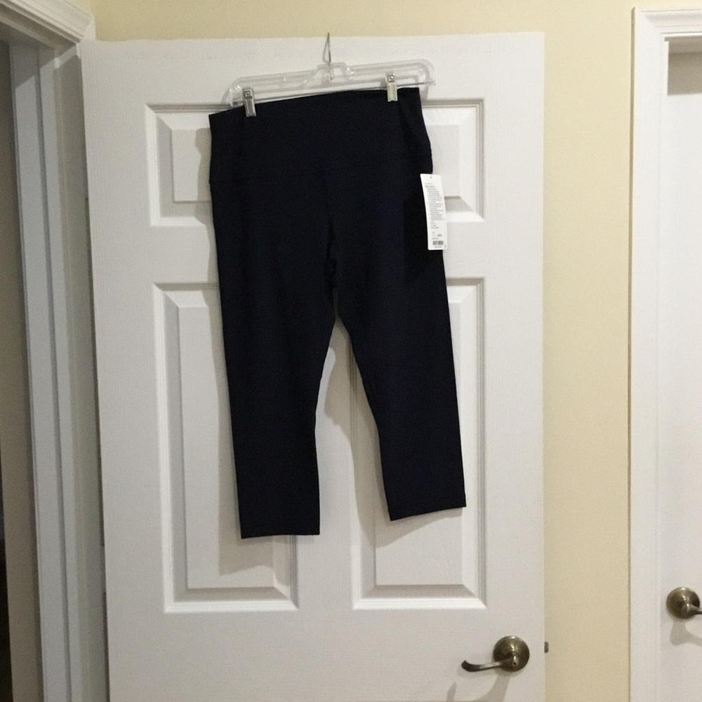 Lululemon Athletica Navy Align Crop 21" sz 12 new w tag